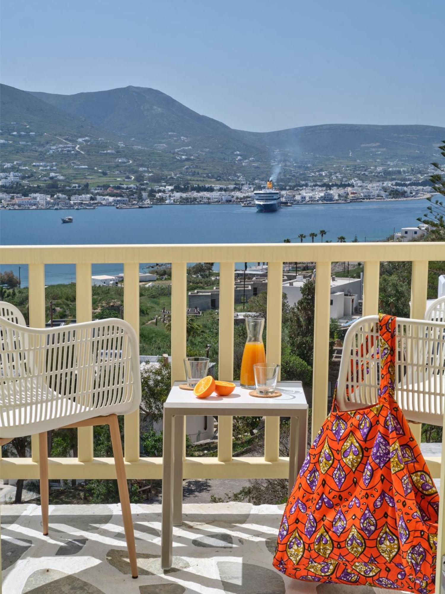 Akrotiri 3* Парос