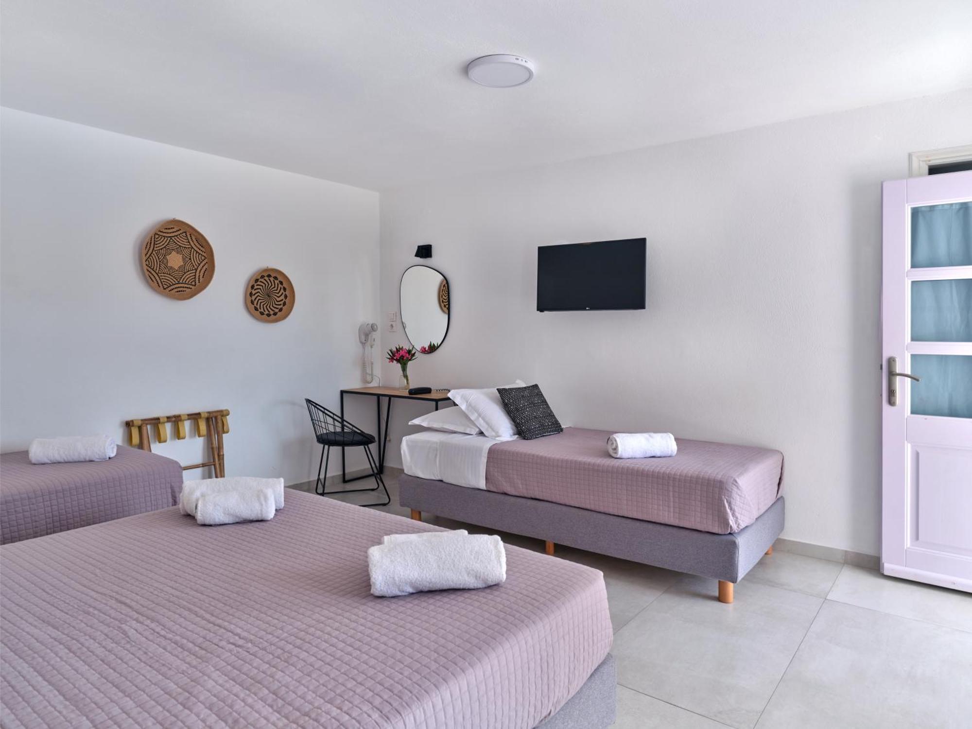 Akrotiri 3* Парос