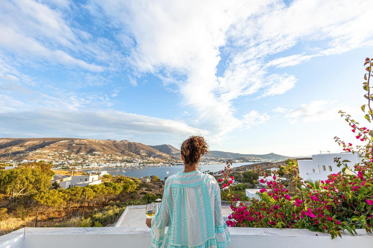 Hotel Akrotiri 3*